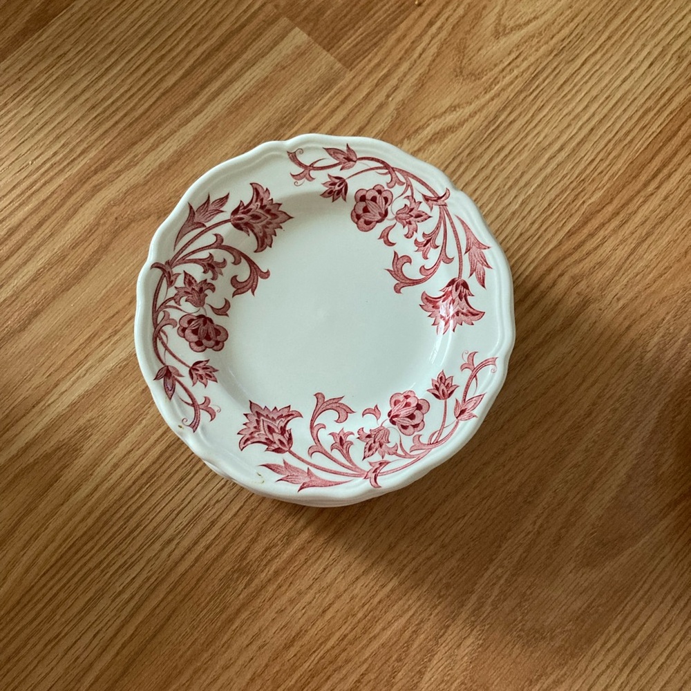 Royal Staffordshire | J&G Meakin Windsong Red Bread Plate made in Englan…
